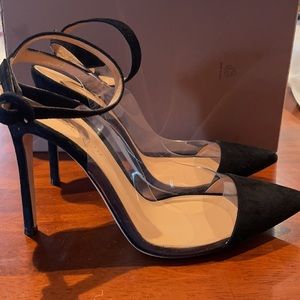 Authentic NWB Gianvito Rossi Anise Heels 38.5